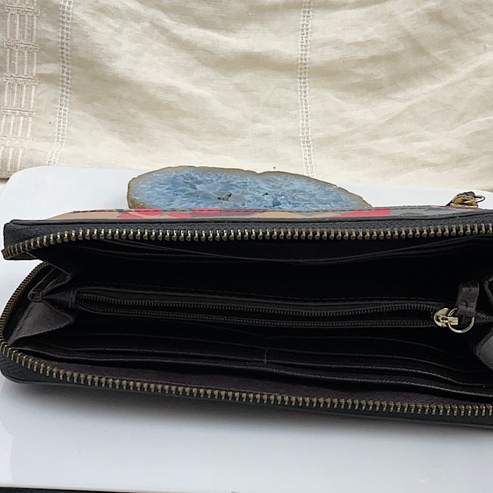 Fossil Issue No.1954 Wallet With Outside Zipped C… - image 4